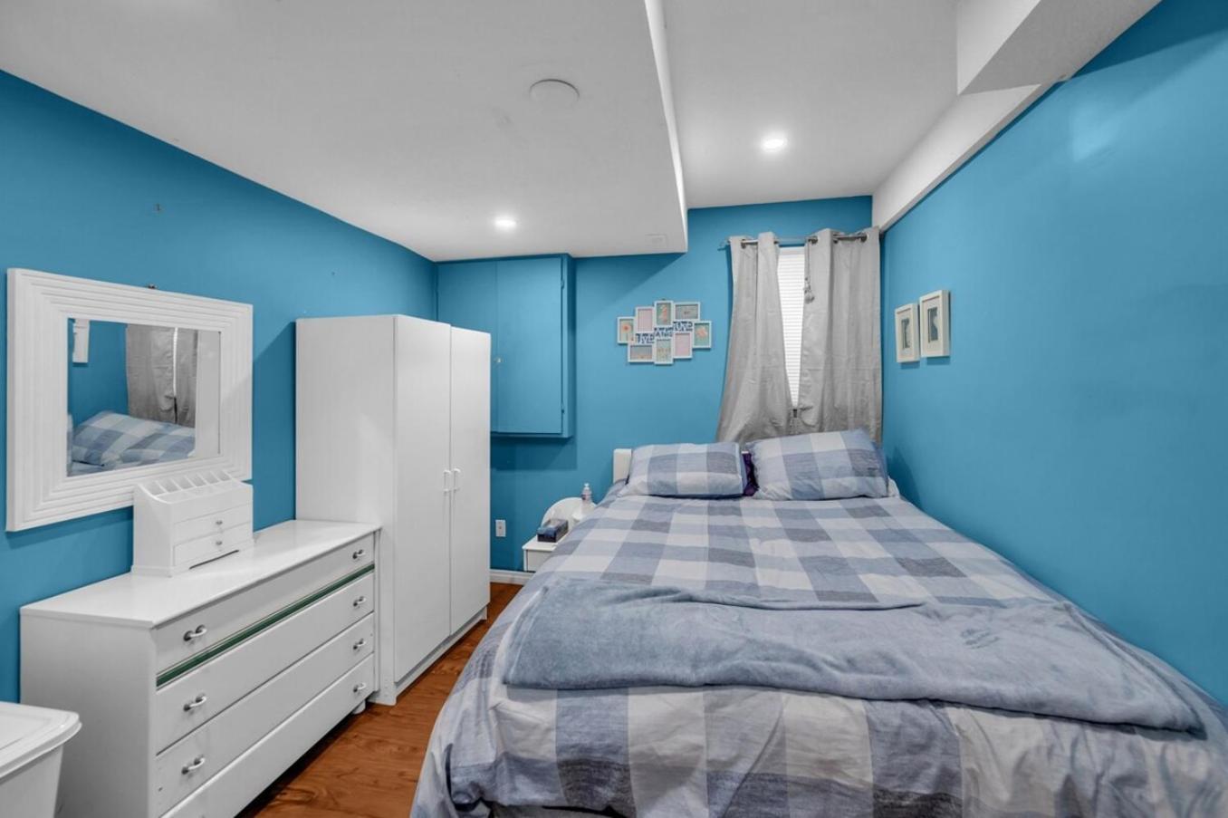 52-3 Bed Suite On Lake Central Ac By Airport YYC Eksteriør billede
