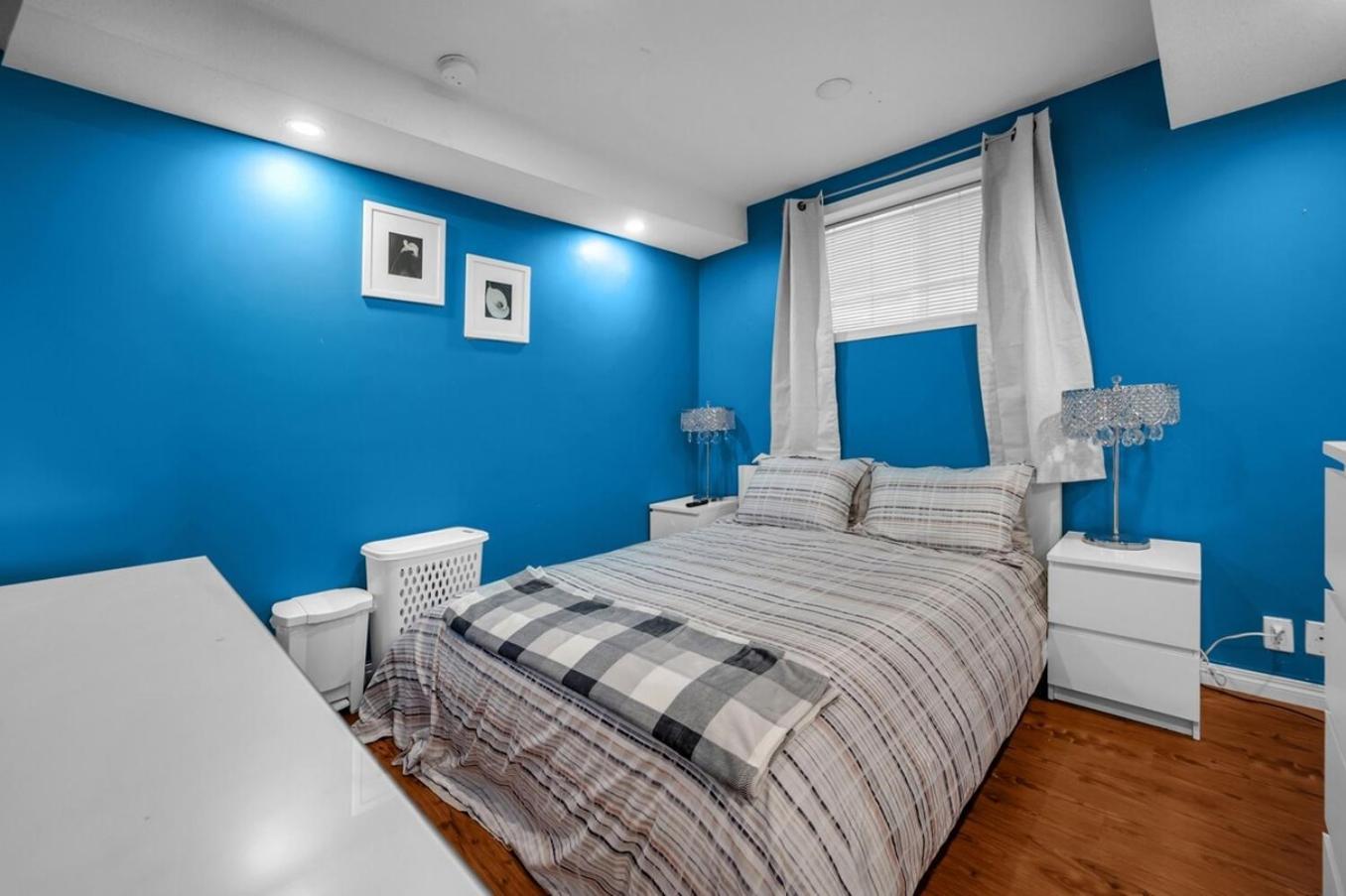 52-3 Bed Suite On Lake Central Ac By Airport YYC Eksteriør billede