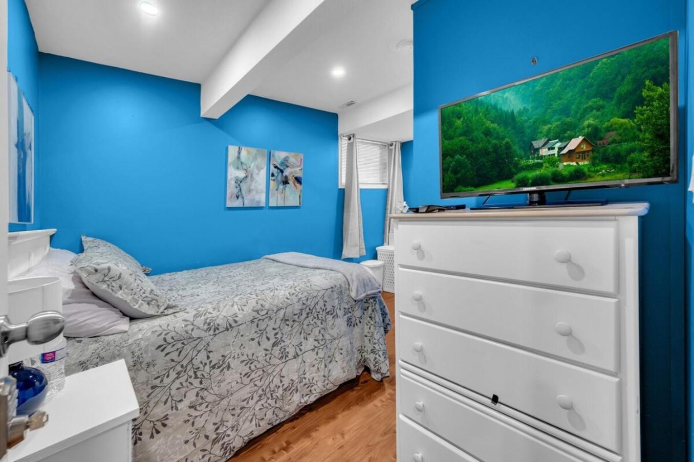 52-3 Bed Suite On Lake Central Ac By Airport YYC Eksteriør billede